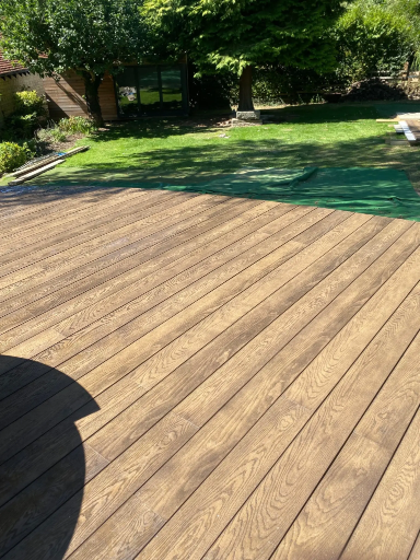 Millboard Decking Northampton 03 Medium